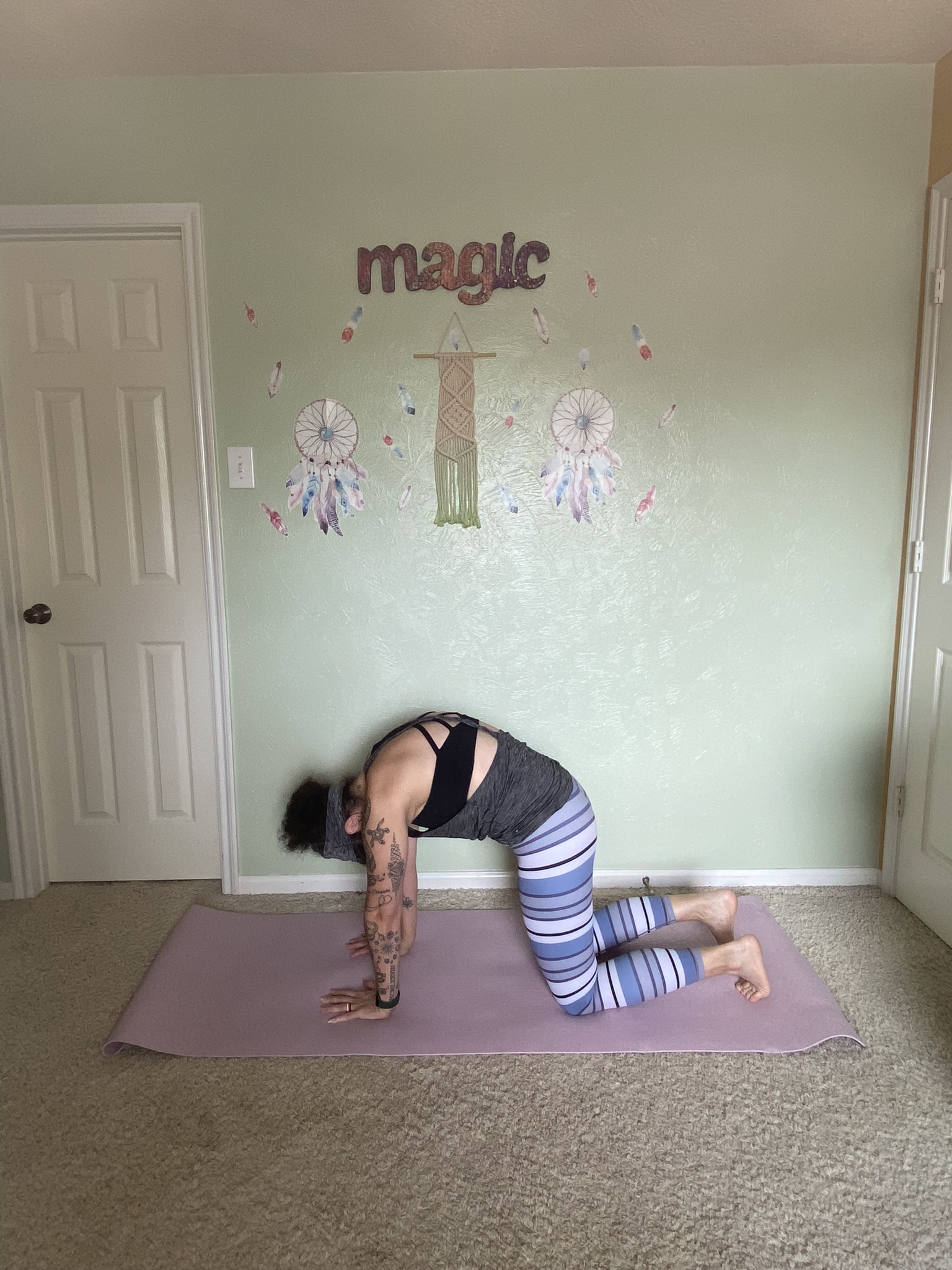 Marjaryasana (Cat Pose)